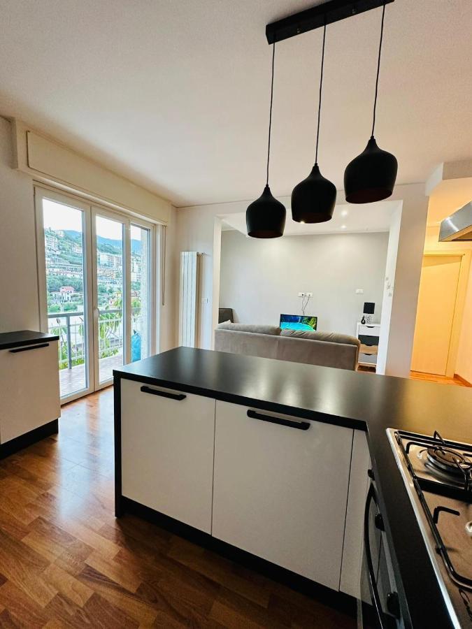 Appartement La Casa Di Nesy à San Remo Extérieur photo